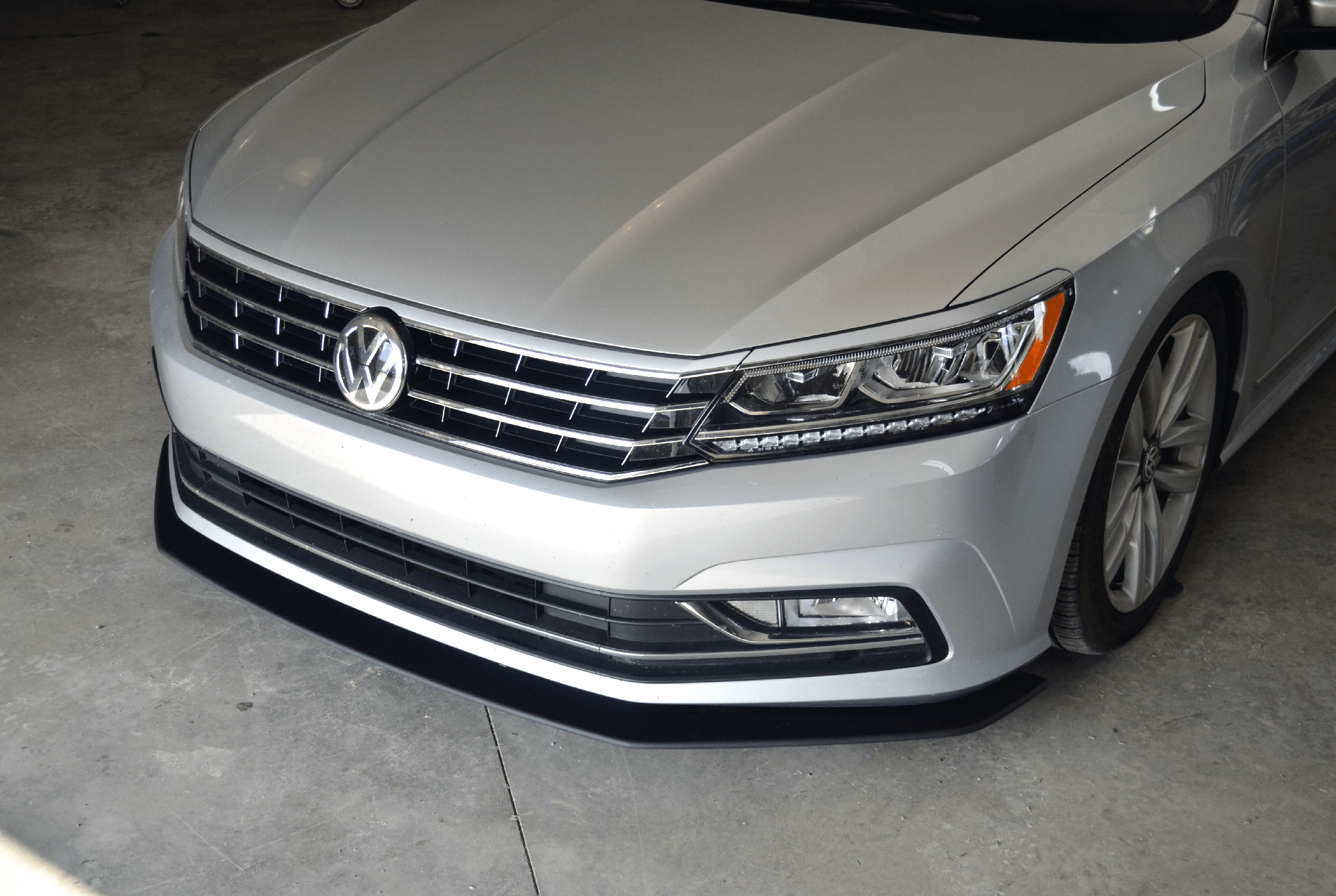 Front Splitter - VW Passat 16-19 - Artwork Bodyshop