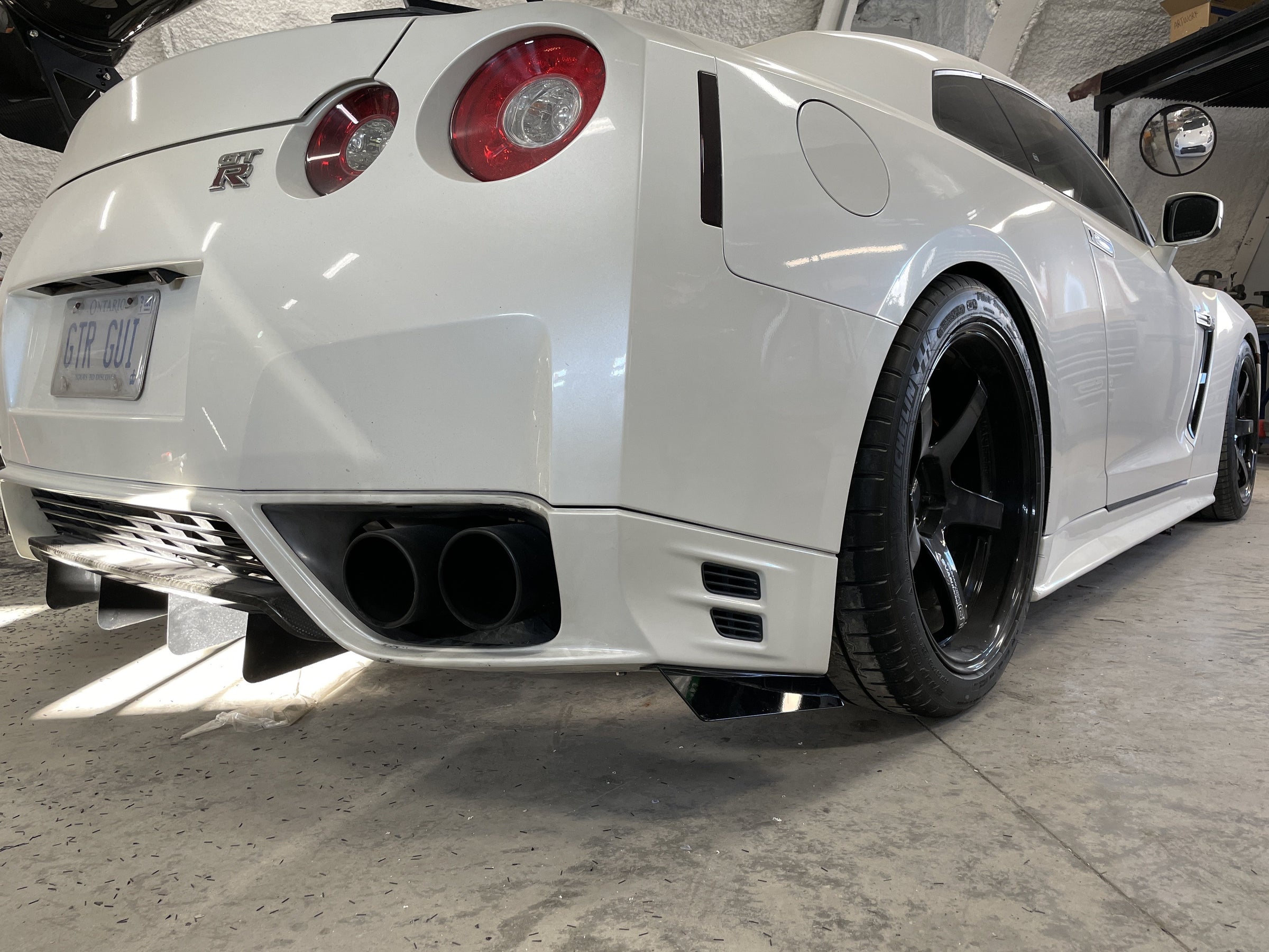 Aluminum Rear Diffuser - Sides Only (Universal) – Artwork Bodyshop Inc.