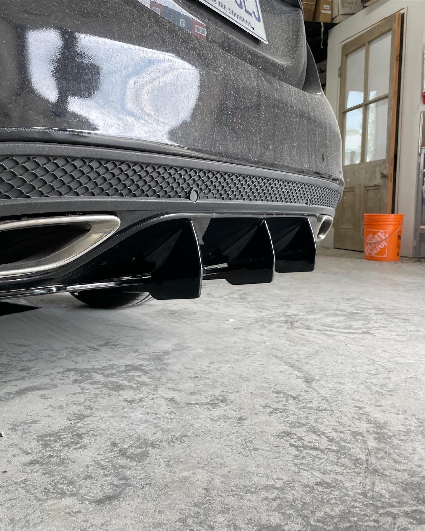 Rear Diffuser - Mercedes C450 15-18 – Artwork Bodyshop Inc.